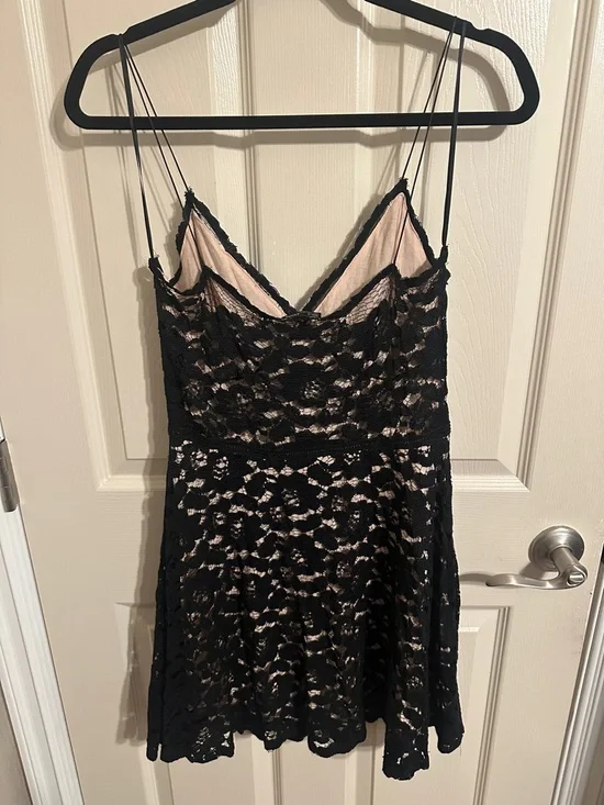 Zara A-Line Lace Spaghetti Strap Mini Dress w Nude Lining, Black, Sz L - Picture 3 of 15